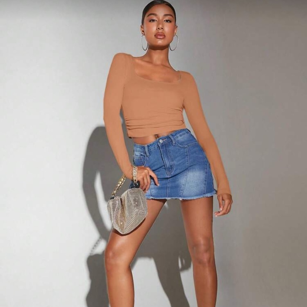 Brown Long Sleeve square neck